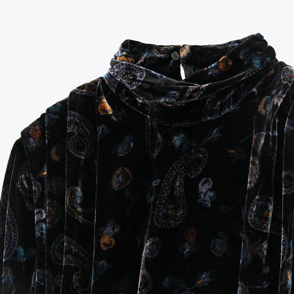 Perfect holiday dress ZARA PRINTED VELVET DRESS - Picture 8 of 8